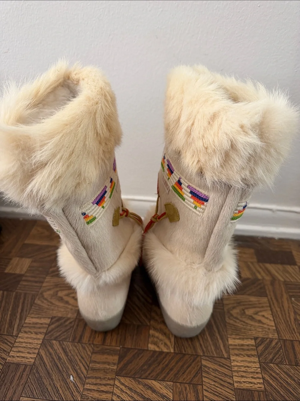 Tecnica Cream Fur-Trim Beaded Moccasin Boots